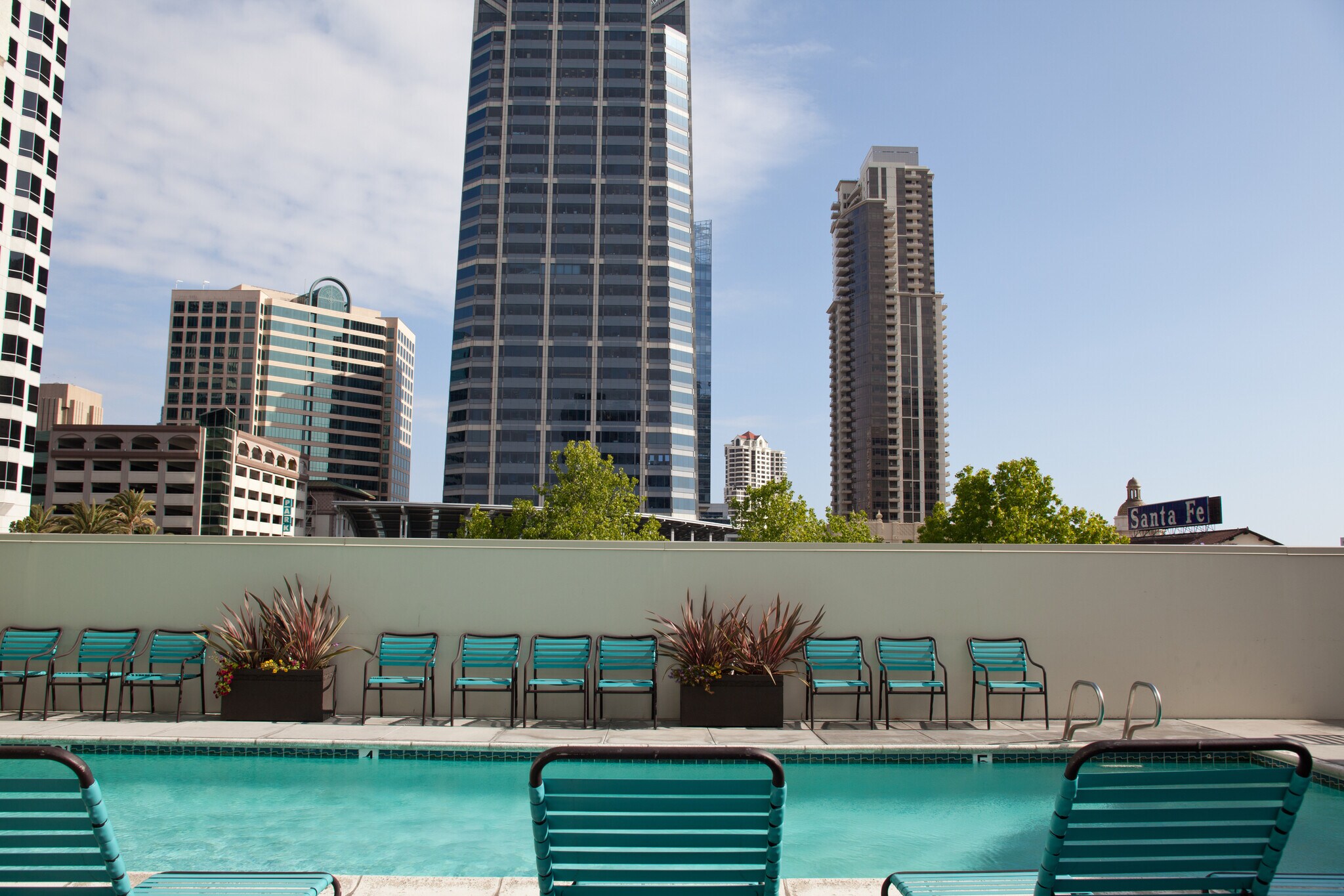 Building Photo - 1240 India St