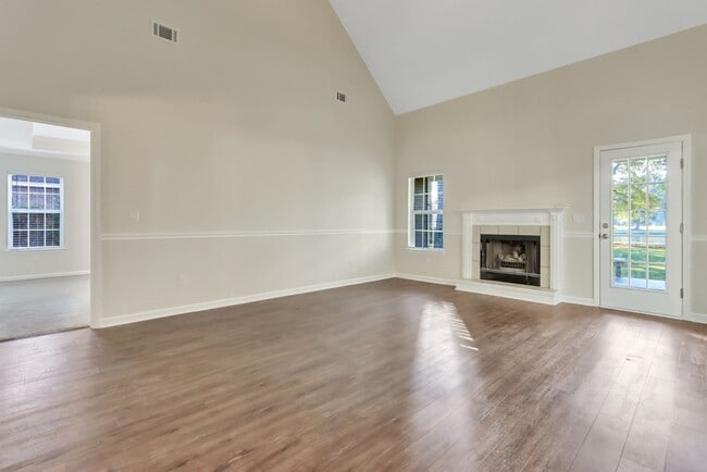 Building Photo - 114 Egrets Way Ln