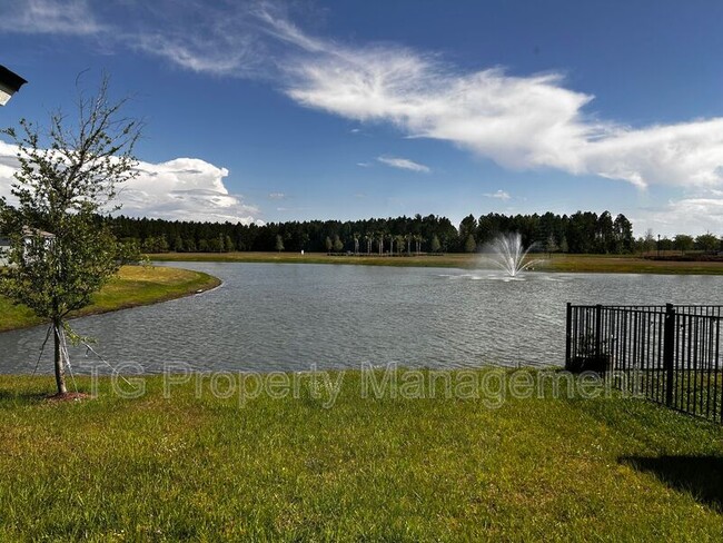 Building Photo - 12571 Russian Olive Rd