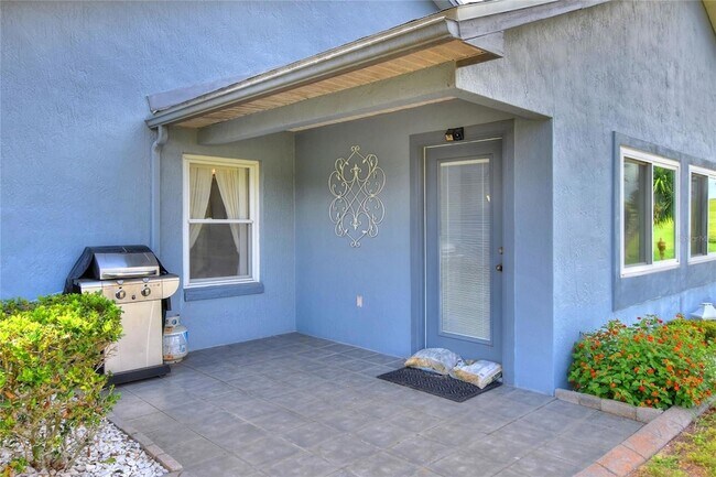 Building Photo - 6068 Swallow Dr