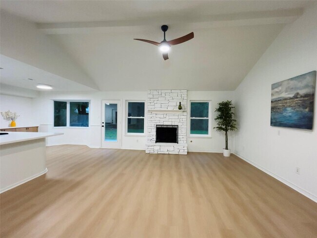 Building Photo - 12118 Dorrance Ln