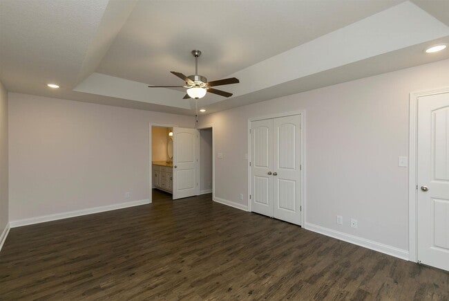 Building Photo - What a kitchen.