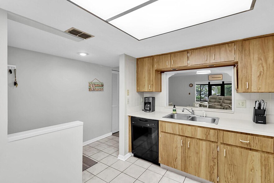 Building Photo - 3590 Magnolia Ridge Cir