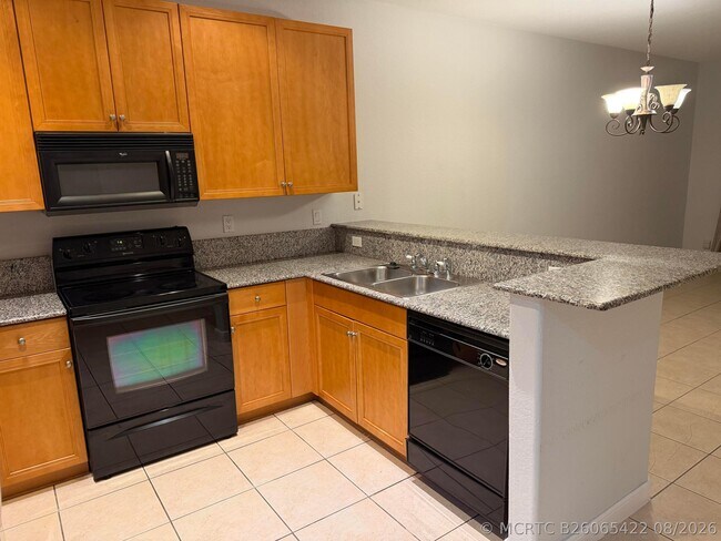 Building Photo - 4673 SW 75th Way
