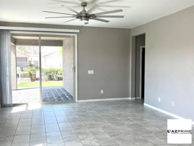 Building Photo - Elegant home