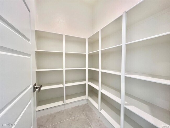 Building Photo - 5 br, 5 bath Condo - 106 Draw