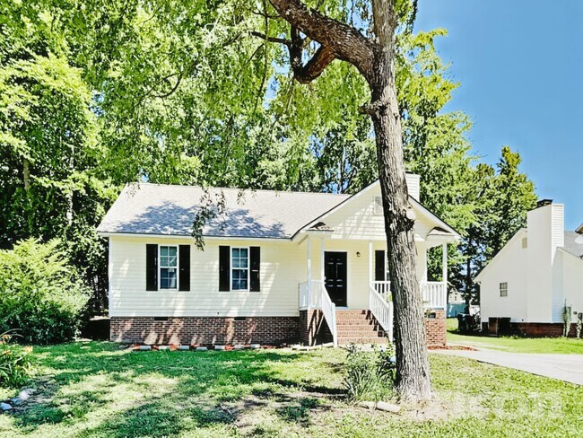 Building Photo - 1322 Sasswood Ln