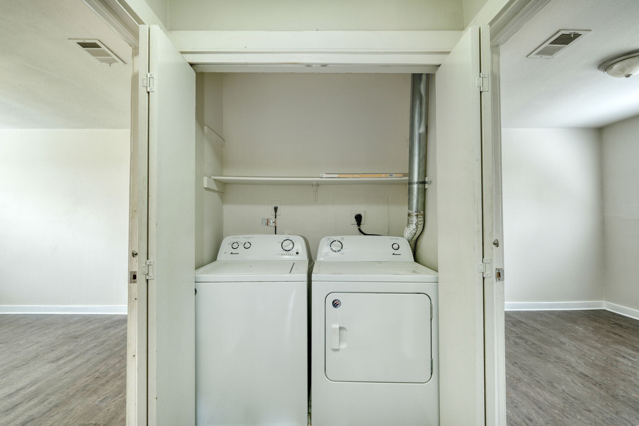 Building Photo - 6407 Auburn Dr