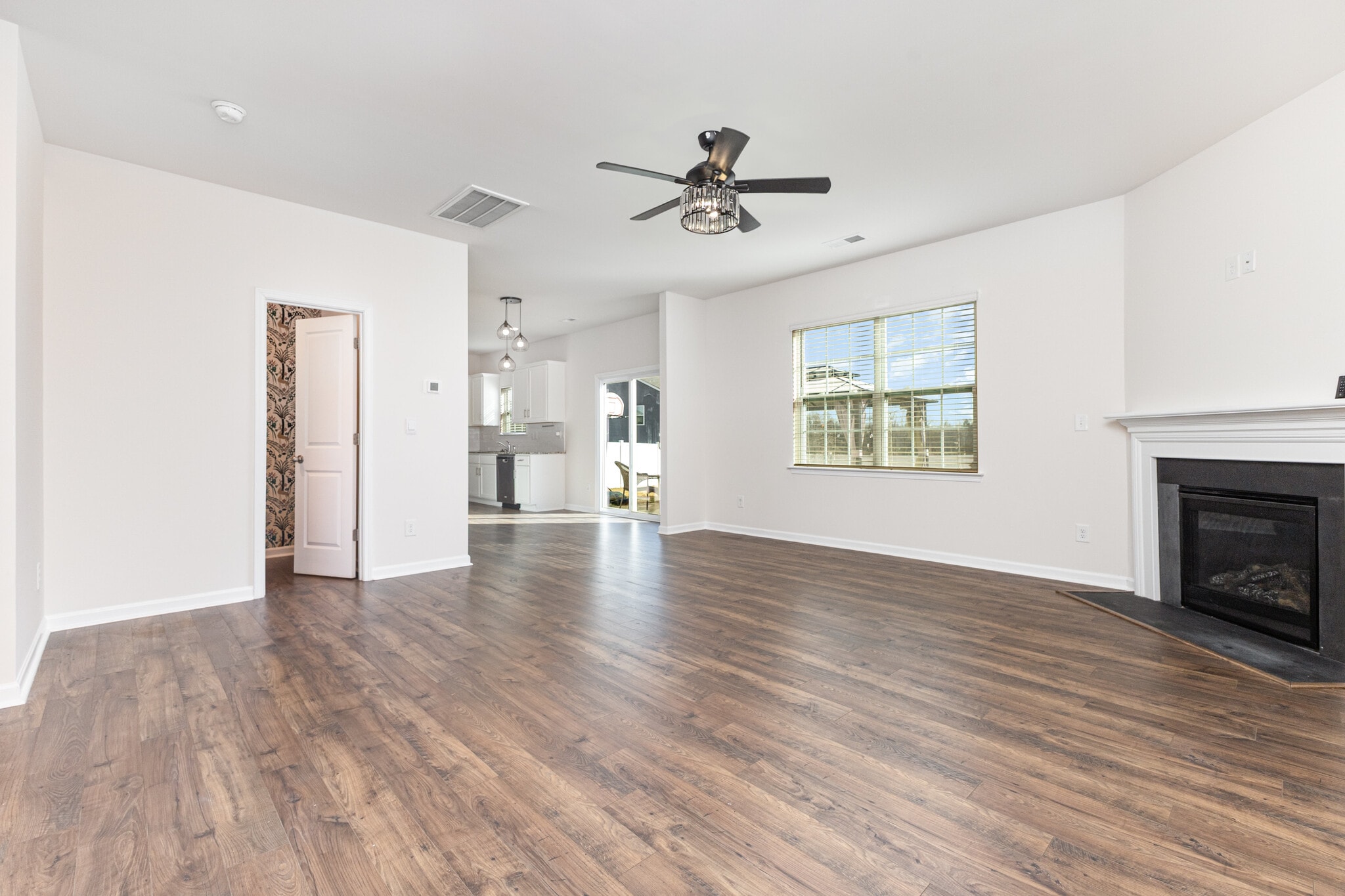 Building Photo - 7619 Nolen Farm Dr