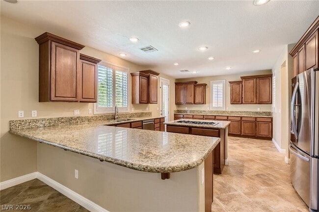 Building Photo - 552 Puenta Del Rey St