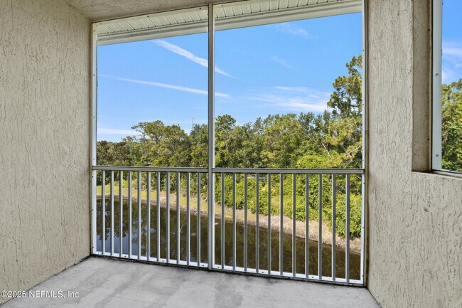 Building Photo - 410 S Villa San Marco Dr