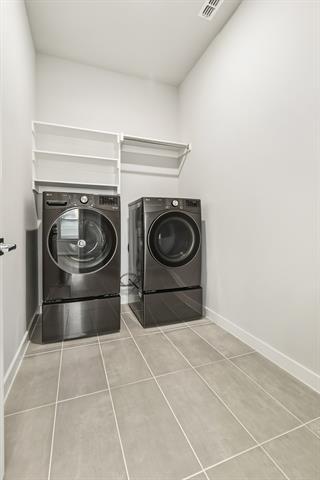 Building Photo - 1720 Palmetto Rd