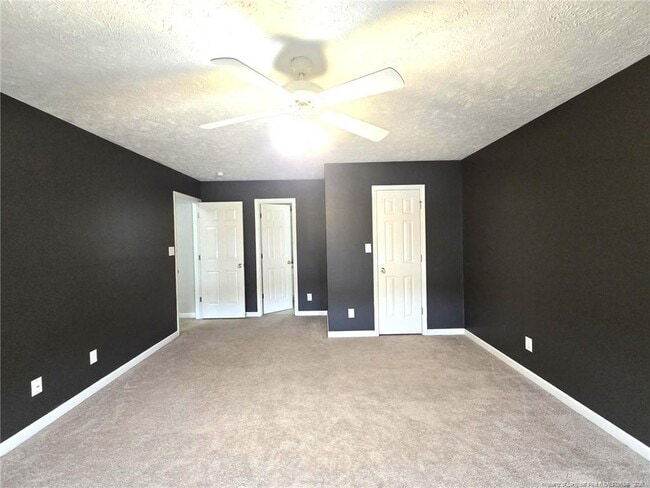 Building Photo - 5527 Rising Ridge Dr