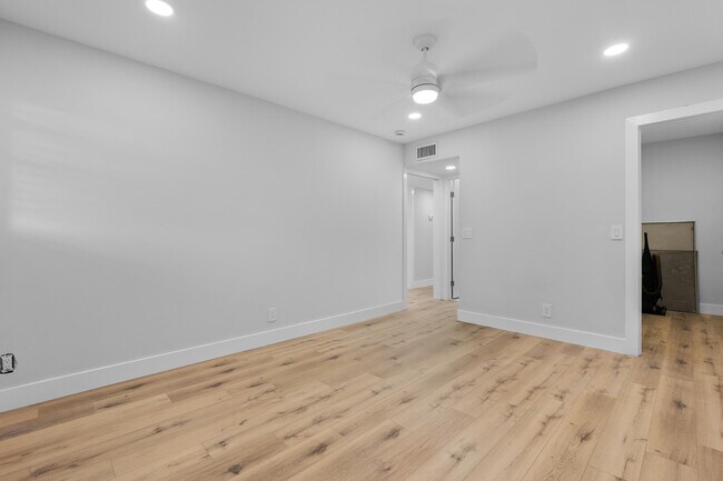 Building Photo - 314 Monaco Blvd