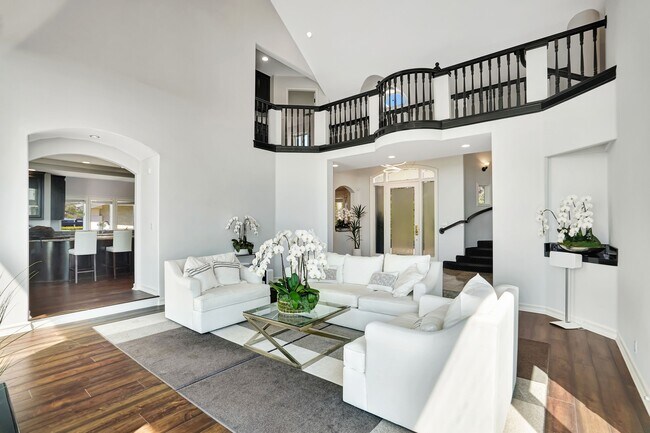 Building Photo - 3000 Sequit Dr