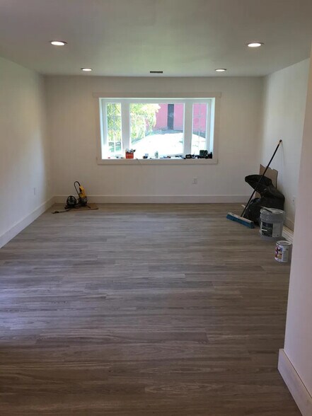 Building Photo - 363 Byram Kingwood Rd