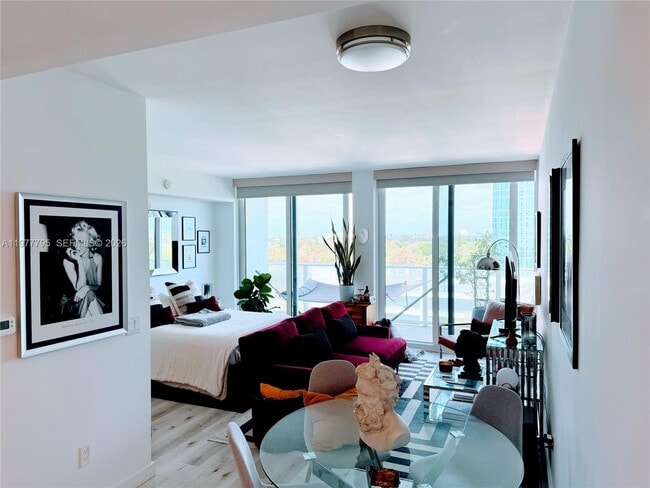 Building Photo - 4250 Biscayne Blvd