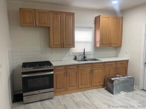 Building Photo - 90 Waterville St