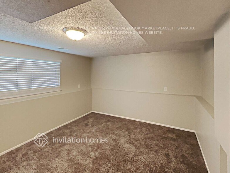Building Photo - 13016 Grove Cir