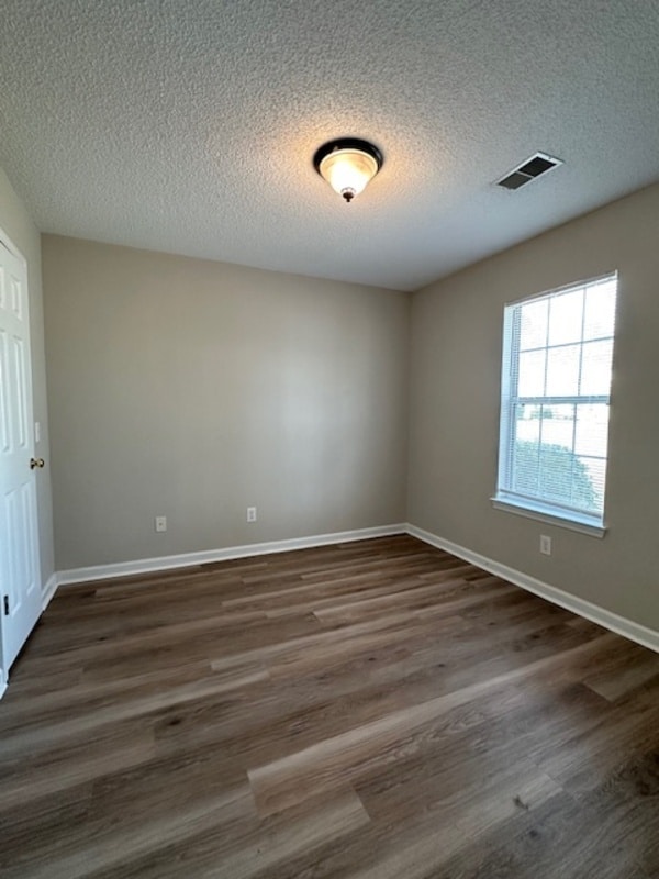 Building Photo - 121 Fair Haven Way