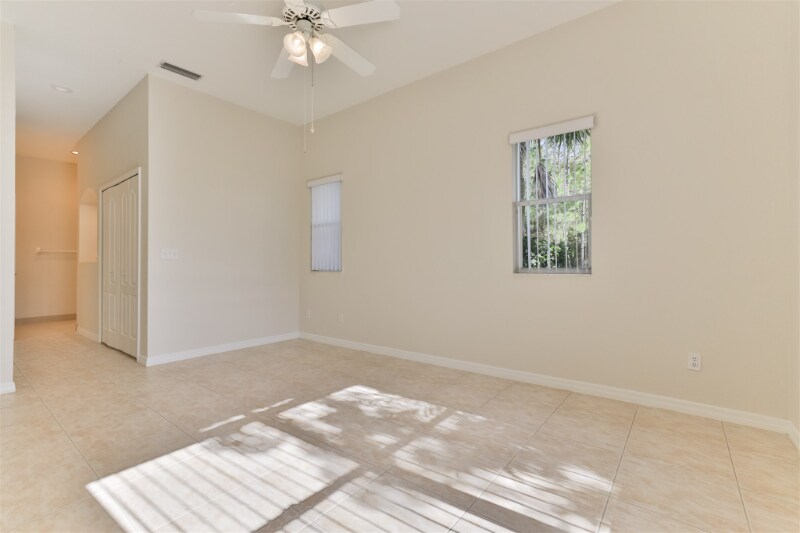 Building Photo - 1161 Siesta Key Cir