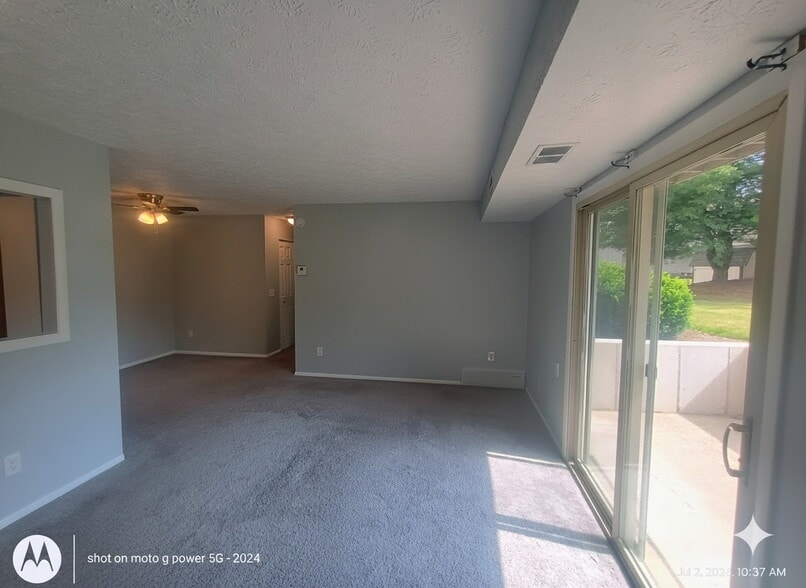 Livingroom to dining area - 5190 Emil Ave SW