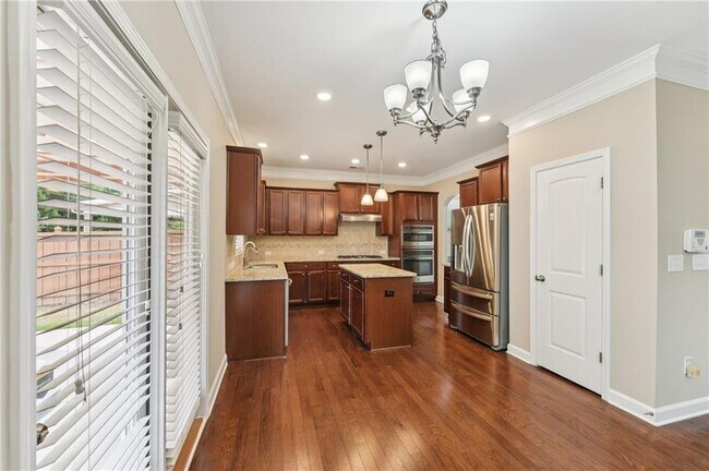 Building Photo - 6370 Shiloh Woods Dr