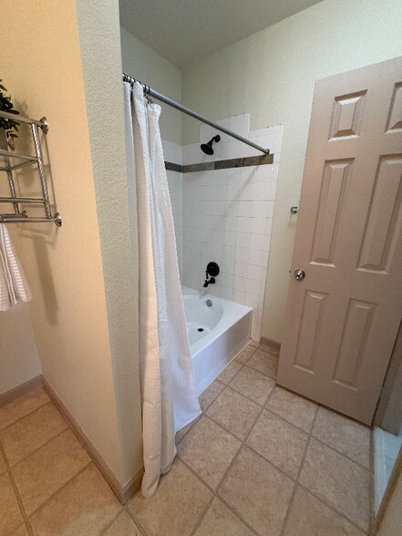 Building Photo - 5620 Fossil Creek Pkwy