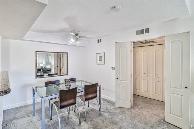 Building Photo - 5055 W Hacienda Ave