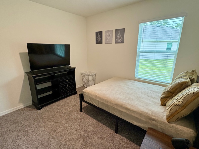 Building Photo - 373 Hickory Crse Trl