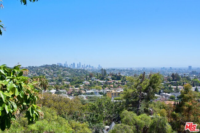 Building Photo - 4130 Parva Ave