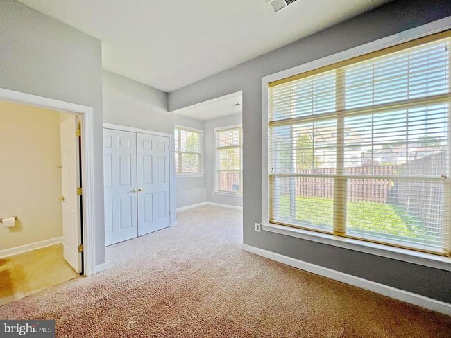 Building Photo - 8118 Rainwater Cir