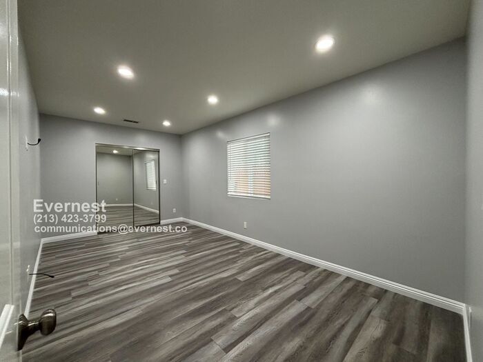 Building Photo - 3456 Redondo Blvd