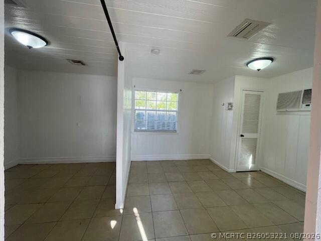 Building Photo - 613 54th St