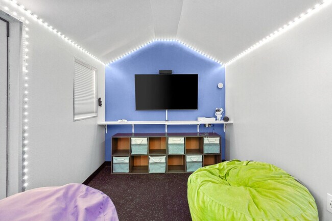 Building Photo - 8259 E Mulberry Ln