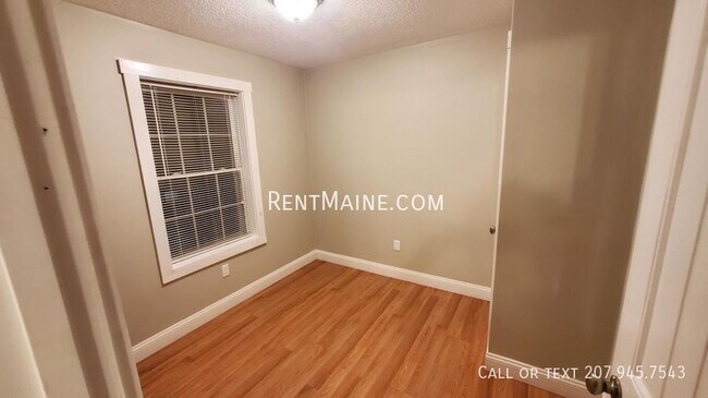 Building Photo - 60 S Factory St