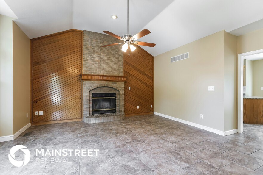 Building Photo - 911 SW Shorthorn Dr