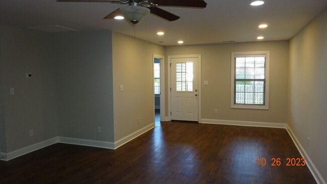 Building Photo - Athens City Schools