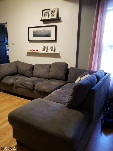 Building Photo - 21 Elliott St