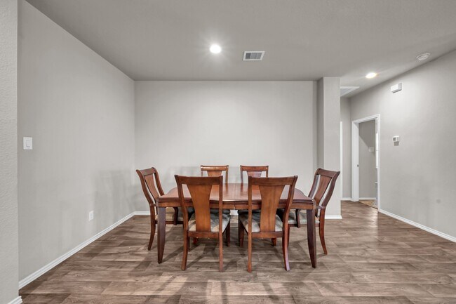 Building Photo - 11331 Dawn Beach Ln