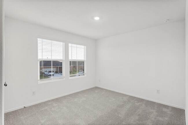 Building Photo - 153 Rodney Boat Rd