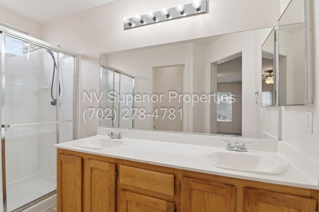 Building Photo - NW!! Single Story!!! 3 Car Garage!!  2 Masters!!! Low Maintenance desert landscape front yard!!  ...