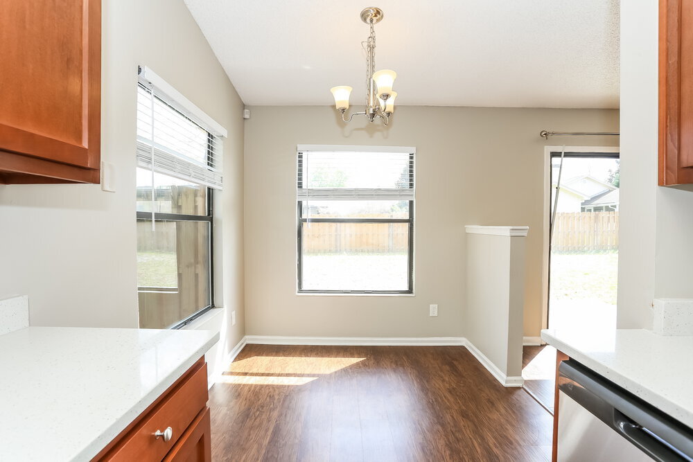 Building Photo - 8134 Cumberland Gap Trail N