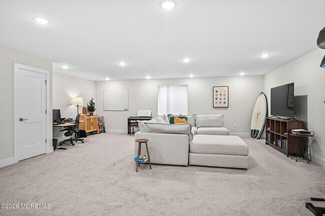 Building Photo - 4039 Heron Dr