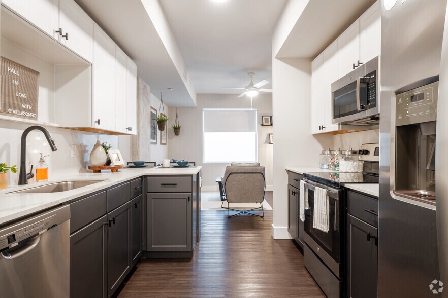 Villas on Rio 2111 Rio Grande St Austin TX 78705 Apartment Finder