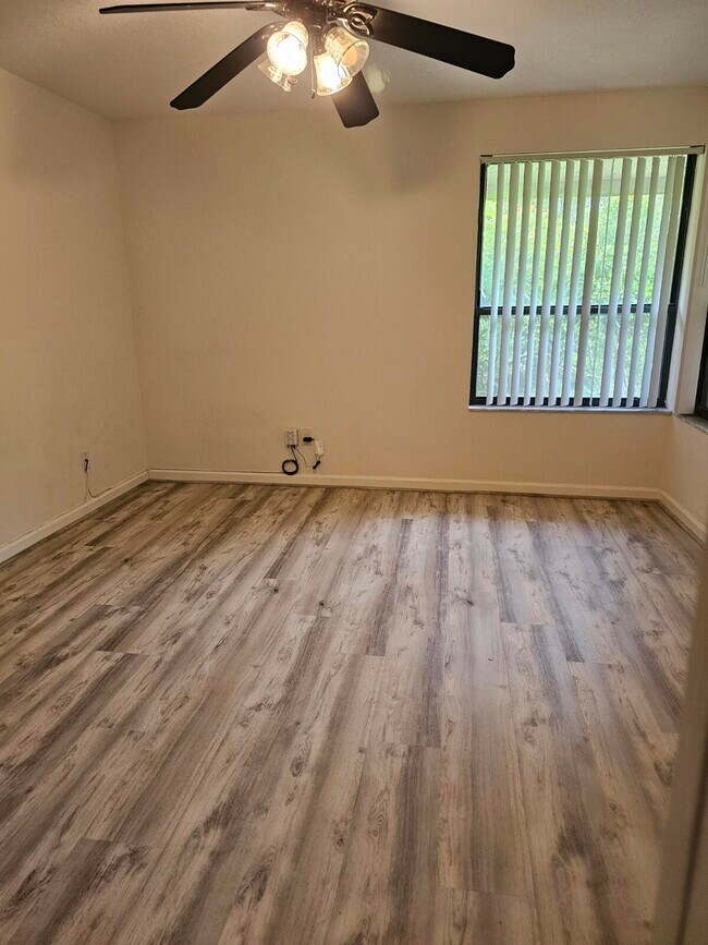 Building Photo - 9334 Sable Ridge Cir
