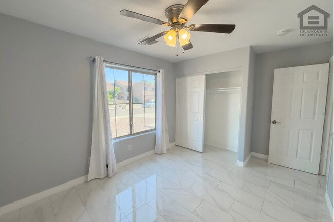 Building Photo - 3Bed/2Bath House at AZ-101 Loop/75th Ave! Ready for Immediate Move-In! -- HOME OFFICE!