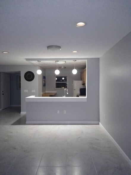 Building Photo - 3660 Ironwood Cir
