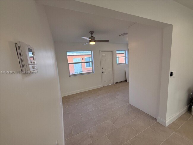 Building Photo - 2051-2055 NE 167th St