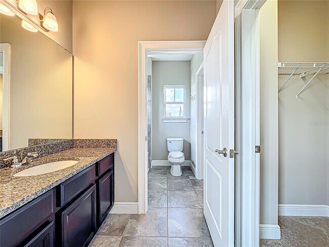 Building Photo - 9421 Dugard Ct